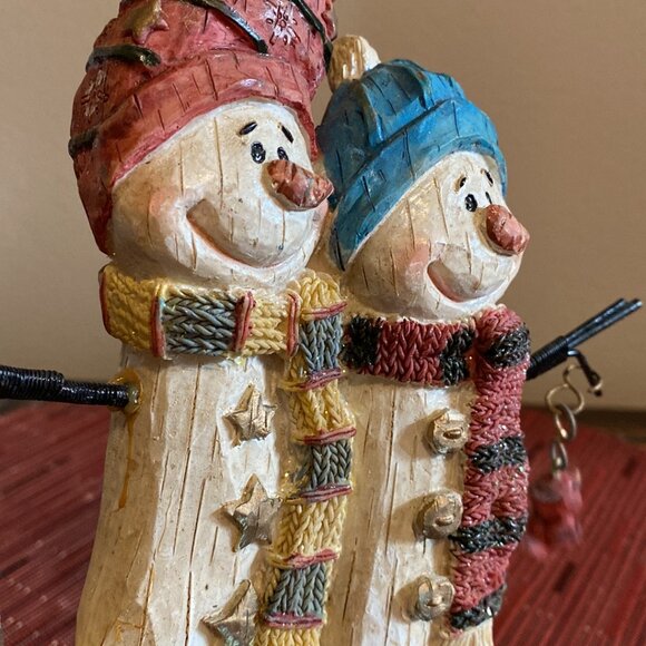 Lovable Snow Couple Holding a Birdhouse & Bird - Picture 7 of 11